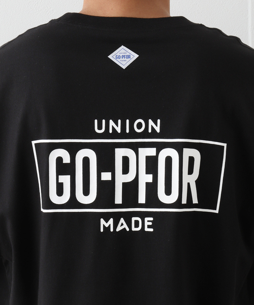 417 EDIFICE（フォーワンセブンエディフィス）の「【GO-PFOR / ゴー・ファー】別注 ロゴプリント Tシャツ（Tシャツ/カットソー・メンズ・ブラック/ホワイト・SMALL/MEDIUM/LARGE）」の13枚目の写真
