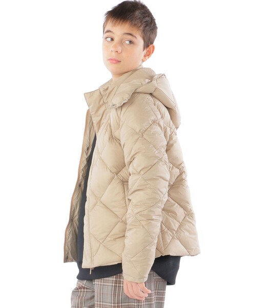 TAION（タイオン）の「【WEB限定/SHIPS KIDS別注】TAION:150～160cm / フーディー ダウン ジャケット（ダウンジャケット/コート・キッズ・ブラック/ベージュ/ピンク/オレンジ・150/M/160）」の10枚目の写真