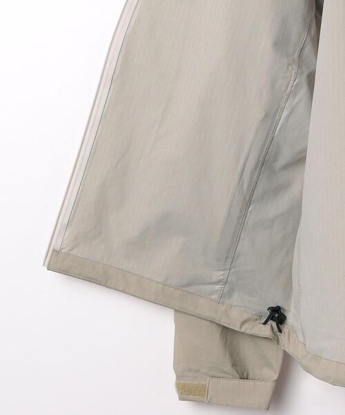 THE NORTH FACE（ザノースフェイス）の「【WEB限定】＜ THE NORTH FACE ＞ Venture ベンチャー ジャケット（ナイロンジャケット・レディース・ベージュ/ブラック・M/L）」の12枚目の写真