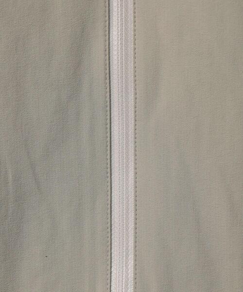 THE NORTH FACE（ザノースフェイス）の「【WEB限定】＜ THE NORTH FACE ＞ Venture ベンチャー ジャケット（ナイロンジャケット・レディース・ベージュ/ブラック・M/L）」の14枚目の写真