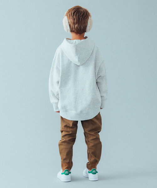 こども ビームス（コドモビームス）の「RHYTHM UNION / ショルダー ロゴ パーカー 22（100～160cm）（パーカー・キッズ・ライトブラウン/クリーム/ブラック・100/110/120/130/140/150/160）」の8枚目の写真