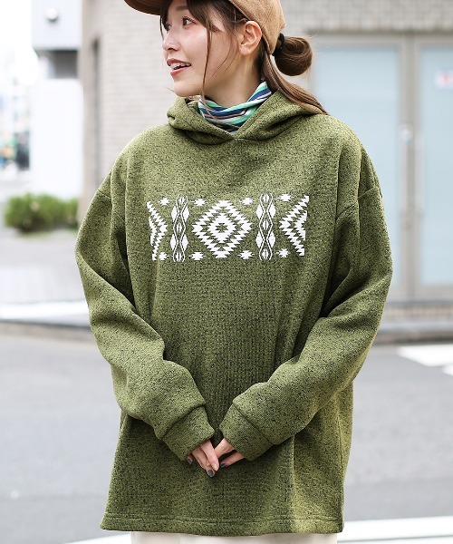 チチカカ（チチカカ）の「キカプリントプルパーカー（パーカー・レディース・カーキ/グレー/ブラック・FREE）」の3枚目の写真