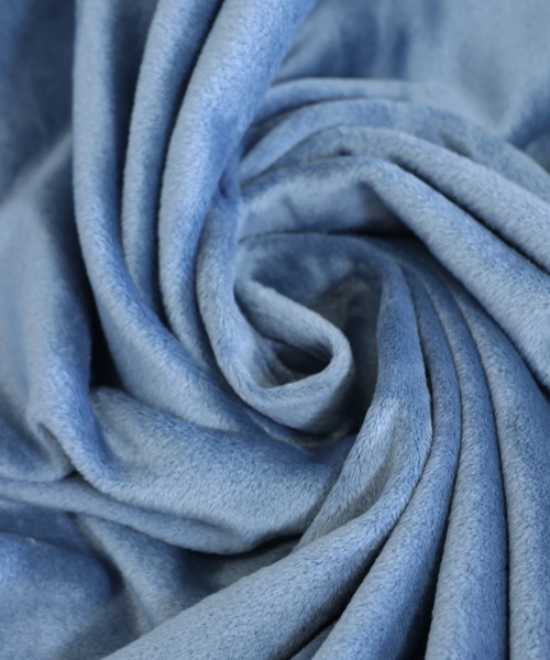 emesuelee（エメスーリー）の「4WAYベロア風裏ボアブランケットS（ブランケット・レディース・モカ/ブルー/サックスブルー/ピンク・フリー）」の13枚目の写真