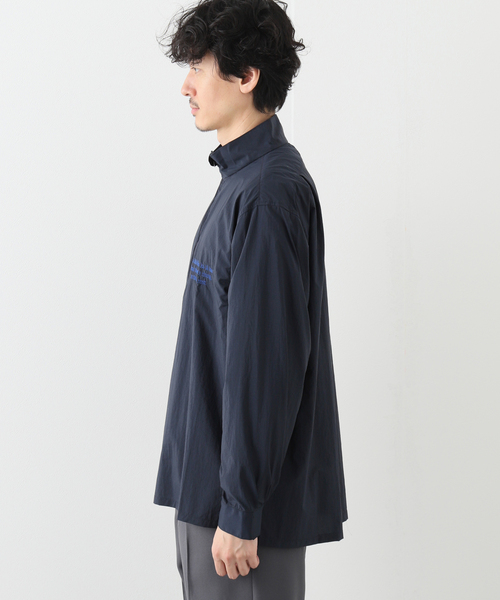 SALVAGE PUBLIC(サルベージパブリック)の「【SALVAGE PUBLIC / サルベージパブリック】Nylon Standneck Shirt(その他トップス・メンズ・ネイビー/グリーン・MEDIUM/LARGE)」の3枚目の写真