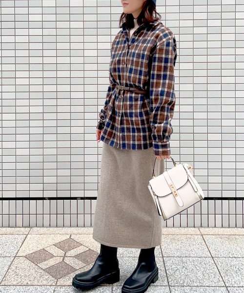 Isn't She?(イズントシー)の「起毛チェックシャツチュニック(シャツ/ブラウス・レディース・ネイビー/ベージュ・FREE)」の8枚目の写真