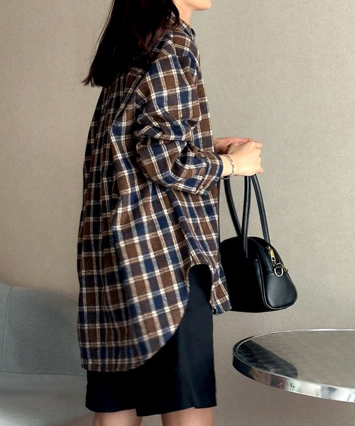 Isn't She?(イズントシー)の「起毛チェックシャツチュニック(シャツ/ブラウス・レディース・ネイビー/ベージュ・FREE)」の17枚目の写真