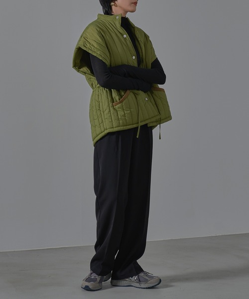 HANNE（アン）の「【by kumika】ウエストドロストキルティングベスト（その他アウター・レディース・カーキ/ブラック/ホワイト・フリー）」の17枚目の写真