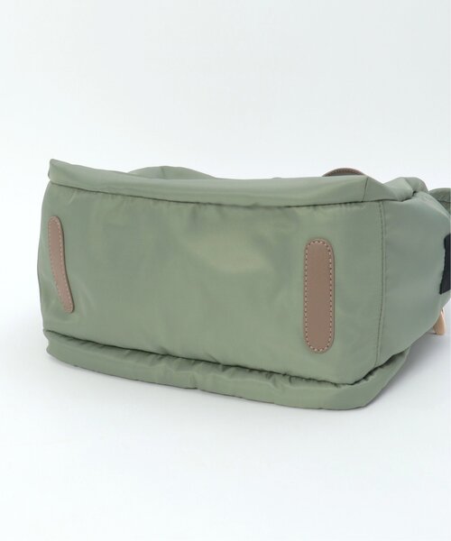 ikka(イッカ)の「撥水ナイロンPCリュック(バックパック/リュック・レディース・ブラック/グレー/グリーン/ライトグレー/ブルー・FREE)」の19枚目の写真