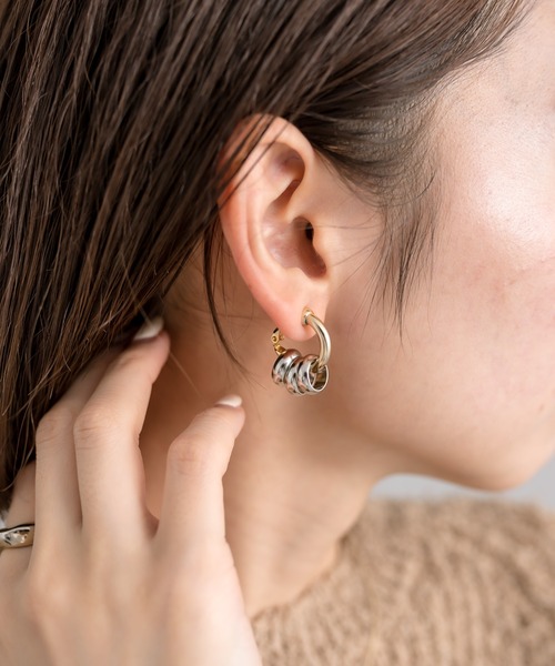 mystic（ミスティック）の「[otonamystic]Line upイヤリング（イヤリング・レディース・ゴールド・ONE SIZE）」の6枚目の写真