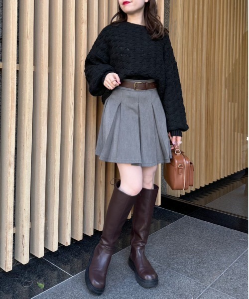 OLIVE des OLIVE（オリーブデオリーブ）の「合皮ベルト付きプリーツスカート（スカート・レディース・キャメル/スミクロ/チャコールグレー/ブラック・FREE）」の19枚目の写真