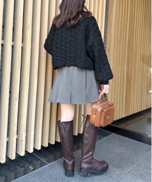 OLIVE des OLIVE（オリーブデオリーブ）の「合皮ベルト付きプリーツスカート（スカート・レディース・キャメル/スミクロ/チャコールグレー/ブラック・FREE）」の21枚目の写真