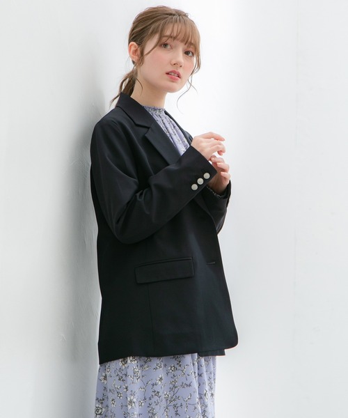 Honeys(ハニーズ)の「シングル釦ゆるテーラード(テーラードジャケット・レディース・ベージュ/ブラック/ネイビー系/サックスブルー系/ネイビー・LL/L/S/M)」の20枚目の写真