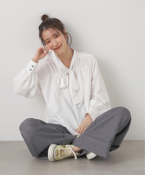 N.（N. Natural Beauty Basic）（エヌエヌナチュラルビューティーベーシック）の「【川津明日香さん着用】◆フロントリボンギャザーブラウス（シャツ/ブラウス・レディース・オフホワイト/ブルー/ドット・MEDIUM）」の18枚目の写真