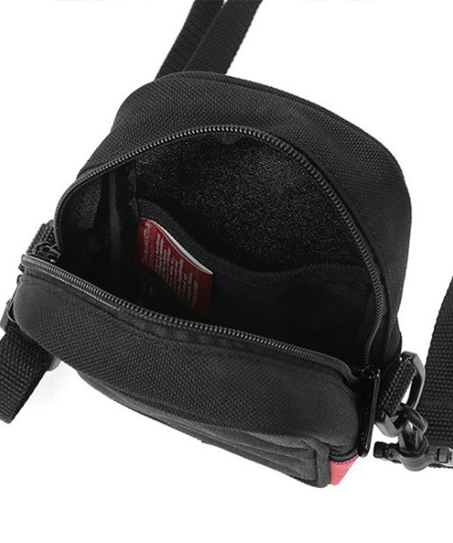 Manhattan Portage（マンハッタンポーテージ）の「Manhattan Portage/マンハッタンポーテージ ショルダーバッグ Cobble Hill Bag NYC MP1433（ショルダーバッグ・メンズ・ブラック×ホワイト・FREE）」の4枚目の写真