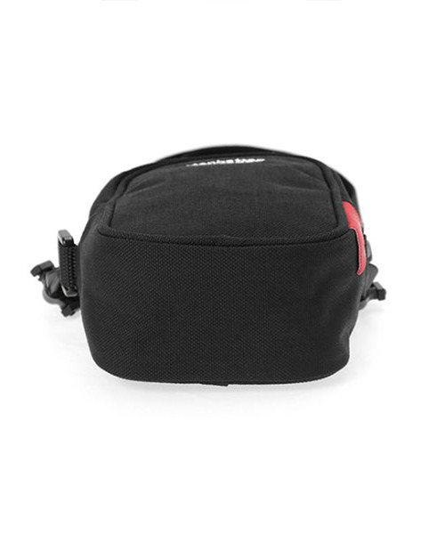 Manhattan Portage（マンハッタンポーテージ）の「Manhattan Portage/マンハッタンポーテージ ショルダーバッグ Cobble Hill Bag NYC MP1433（ショルダーバッグ・メンズ・ブラック×ホワイト・FREE）」の2枚目の写真