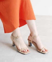 VIVIAN（ヴィヴィアン）の「スクエアトゥパデッド華奢ストラップサンダル（サンダル）」