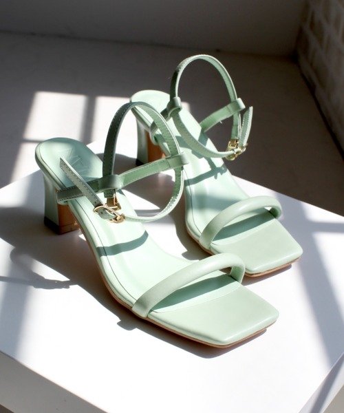 VIVIAN（ヴィヴィアン）の「スクエアトゥパデッド華奢ストラップサンダル（サンダル・レディース・オレンジ/ベージュ/グリーン/アイボリー/ブラック/ブラック系その他3/ブルー/ピンク・S/M/L/LL）」の20枚目の写真