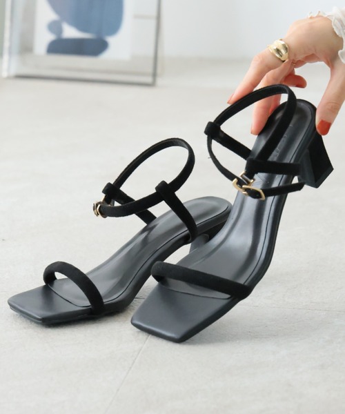 VIVIAN（ヴィヴィアン）の「スクエアトゥパデッド華奢ストラップサンダル（サンダル・レディース・オレンジ/ベージュ/グリーン/アイボリー/ブラック/ブラック系その他3/ブルー/ピンク・S/M/L/LL）」の9枚目の写真