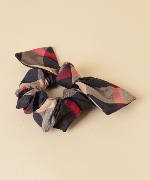 CB CRESTBRIDGE（シービークレストブリッジ）の「クレストブリッジチェックリボンシュシュ（シュシュ・レディース・ブルー系その他7/ライトベージュ・FREE）」の3枚目の写真