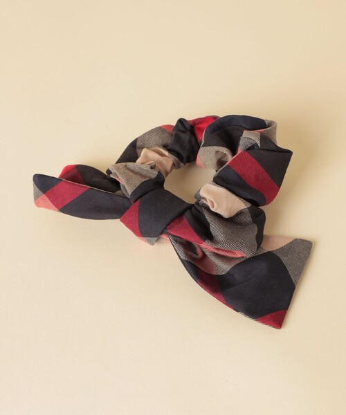 CB CRESTBRIDGE（シービークレストブリッジ）の「クレストブリッジチェックリボンシュシュ（シュシュ・レディース・ブルー系その他7/ライトベージュ・FREE）」の4枚目の写真