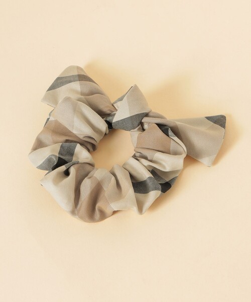 CB CRESTBRIDGE（シービークレストブリッジ）の「クレストブリッジチェックリボンシュシュ（シュシュ・レディース・ブルー系その他7/ライトベージュ・FREE）」の6枚目の写真