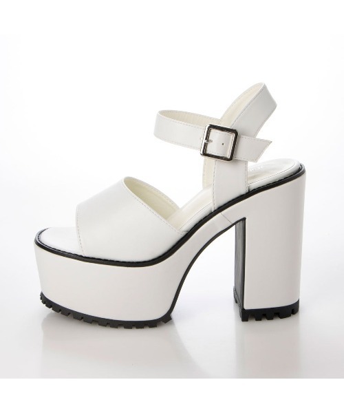 Mafmof(マフモフ)の「Mafmof(マフモフ)13cmヒール厚底ユニットソールストラップサンダル(サンダル・レディース・ホワイト/ブラック系その他/ブラック・L/M/LL/S)」の9枚目の写真