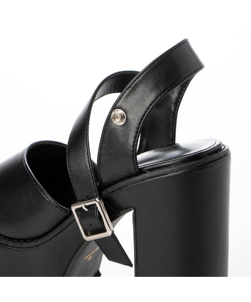 Mafmof(マフモフ)の「Mafmof(マフモフ)13cmヒール厚底ユニットソールストラップサンダル(サンダル・レディース・ホワイト/ブラック系その他/ブラック・L/M/LL/S)」の19枚目の写真