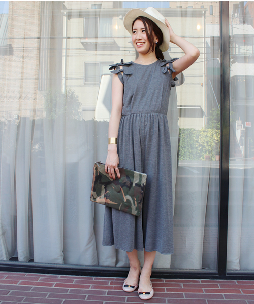 KIKKA THE DIARY OF（キッカ　ザ　ダイアリー　オブ）の「ｼﾞｬｰｼﾞｰﾘﾎﾞﾝJPS（サロペット/オーバーオール・レディース・ブラック/グレー/カーキ/オレンジ・38）」の3枚目の写真