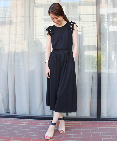 KIKKA THE DIARY OF（キッカ　ザ　ダイアリー　オブ）の「ｼﾞｬｰｼﾞｰﾘﾎﾞﾝJPS（サロペット/オーバーオール・レディース・ブラック/グレー/カーキ/オレンジ・38）」の2枚目の写真