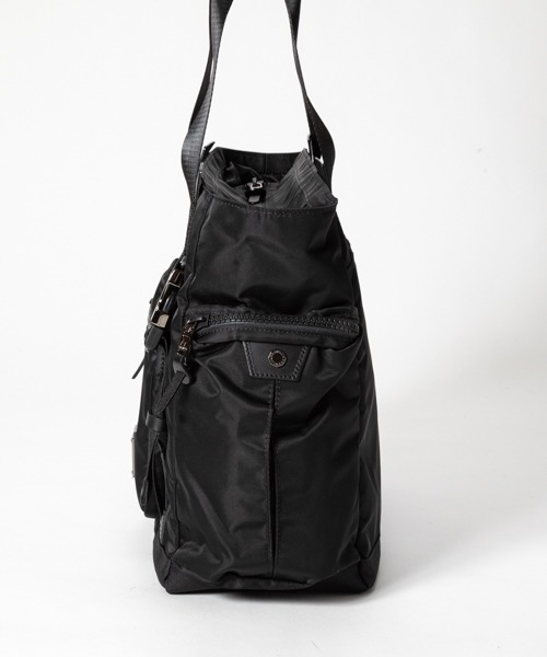 MAKAVELIC(マキャベリック)の「BIND UP3 TOTE BAG / トートバッグ(ショルダーバッグ・メンズ・ブラック・FREE)」の6枚目の写真