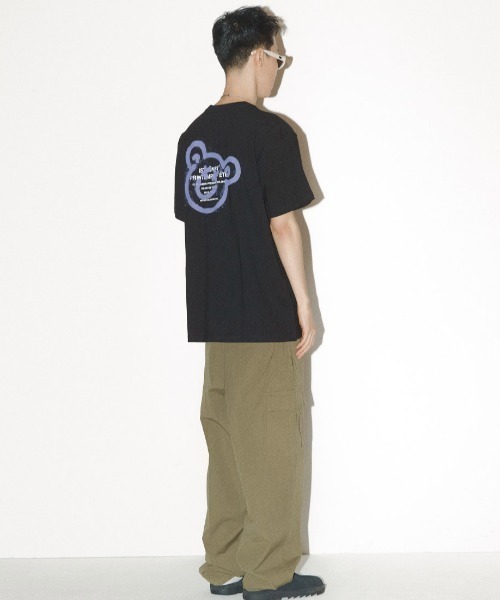 ISTKUNST（イストクンスト）の「A'GEM/9 × .kom『ISTKUNST/イストクンスト』BEAR & SMILEY TEE/ベアスマイルロゴ 半袖カットソー（Tシャツ/カットソー・メンズ・ブラック/ホワイト/イエロー/ブルー/ブラウン・M/L/S）」の11枚目の写真