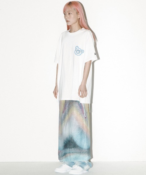 ISTKUNST（イストクンスト）の「A'GEM/9 × .kom『ISTKUNST/イストクンスト』BEAR & SMILEY TEE/ベアスマイルロゴ 半袖カットソー（Tシャツ/カットソー・メンズ・ブラック/ホワイト/イエロー/ブルー/ブラウン・M/L/S）」の7枚目の写真