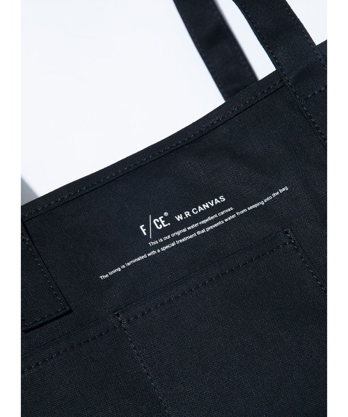 F/CE. (エフシーイー)の「F/CE. W.R CANVAS POCKET TOTE / エフシーイー 撥水キャンバス ポケットトート(トートバッグ・メンズ・アイボリー/ブラック/ネイビー/グリーン・FREE)」の17枚目の写真