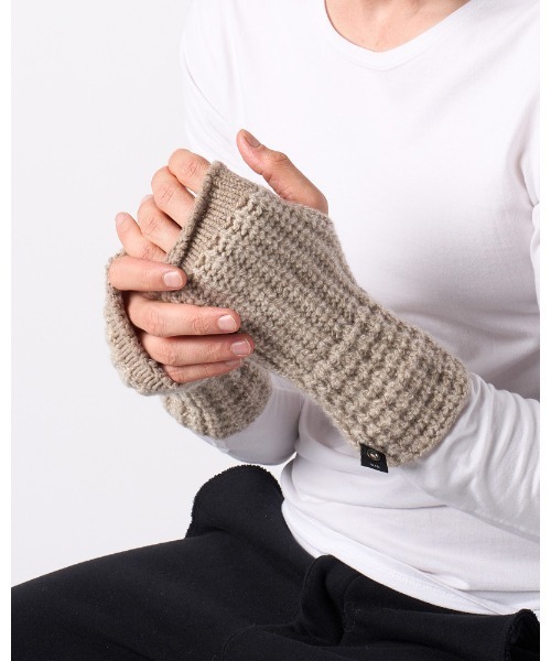 wjk(ダヴルジェイケイ)の「3-tone hand warmer(手袋・メンズ・ブラック/ベージュ/トップグレー・FREE)」の3枚目の写真