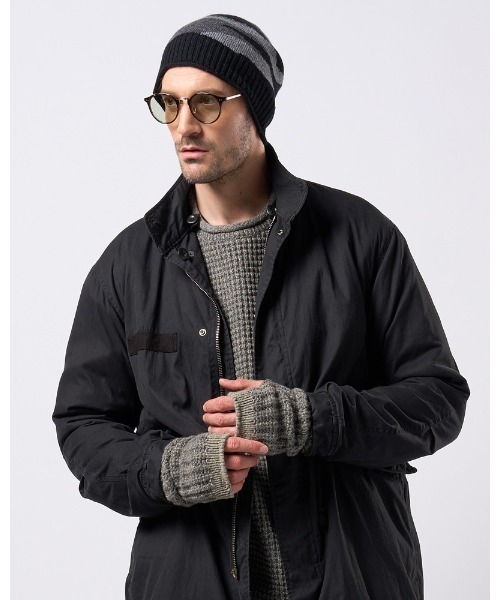 wjk(ダヴルジェイケイ)の「3-tone hand warmer(手袋・メンズ・ブラック/ベージュ/トップグレー・FREE)」の14枚目の写真