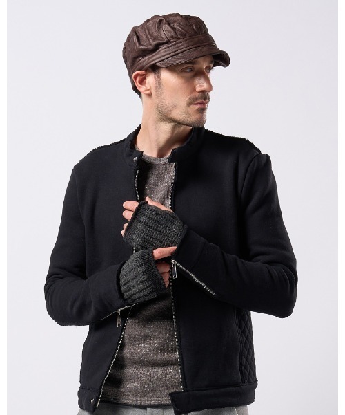 wjk(ダヴルジェイケイ)の「3-tone hand warmer(手袋・メンズ・ブラック/ベージュ/トップグレー・FREE)」の15枚目の写真