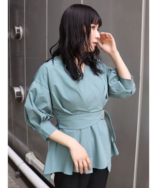 MURUA（ムルーア）の「カシュクールペプラムシャツ（シャツ/ブラウス・レディース・ホワイト/ブルー/ブラック・FREE）」の11枚目の写真