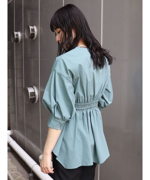 MURUA（ムルーア）の「カシュクールペプラムシャツ（シャツ/ブラウス・レディース・ホワイト/ブルー/ブラック・FREE）」の12枚目の写真