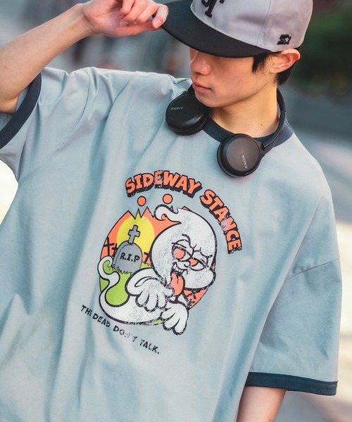 SIDEWAY STANCE(サイドウェイスタンス)の「【SIDEWAY STANCE】オリジナル グラフィック プリント & 刺しゅうデザイン 半袖 リンガーTシャツ(Tシャツ/カットソー・メンズ・ホワイト系その他/ホワイト系その他3/イエロー系その他3/ホワイト/イエロー/ブルー系その他/イエロー系その他/ブルー系その他2/ブルー系その他3/ホワイト系その他2/イエロー系その他2/ブルー・MEDIUM/LARGE/X-LARGE)」の6枚目の写真
