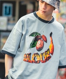 【SIDEWAY STANCE】オリジナル グラフィック プリント & 刺しゅうデザイン 半袖 リンガーTシャツ