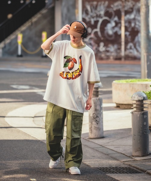 SIDEWAY STANCE(サイドウェイスタンス)の「【SIDEWAY STANCE】オリジナル グラフィック プリント & 刺しゅうデザイン 半袖 リンガーTシャツ(Tシャツ/カットソー・メンズ・ホワイト系その他/ホワイト系その他3/イエロー系その他3/ホワイト/イエロー/ブルー系その他/イエロー系その他/ブルー系その他2/ブルー系その他3/ホワイト系その他2/イエロー系その他2/ブルー・MEDIUM/LARGE/X-LARGE)」の21枚目の写真