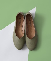 CALIFORNIA OUTFITTERS | 3-フラワーカット ローヒール パンプス 「柔らかくて、軽量で履きやすい日本製のパンプス」【Maison select -メゾンセレクト-cawaii shoes カワイイシューズコレクション】(パンプス)