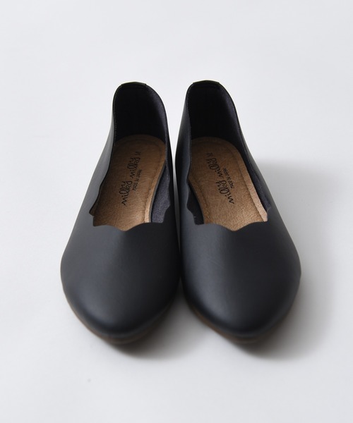 CALIFORNIA OUTFITTERS（カリフォルニア アウトフィッターズ）の「3-フラワーカット ローヒール パンプス 「柔らかくて、軽量で履きやすい日本製のパンプス」【Maison select -メゾンセレクト-cawaii shoes カワイイシューズコレクション】（パンプス・レディース・グレイッシュベージュ/グリーン/ベージュ/ブラック・M/L）」の15枚目の写真