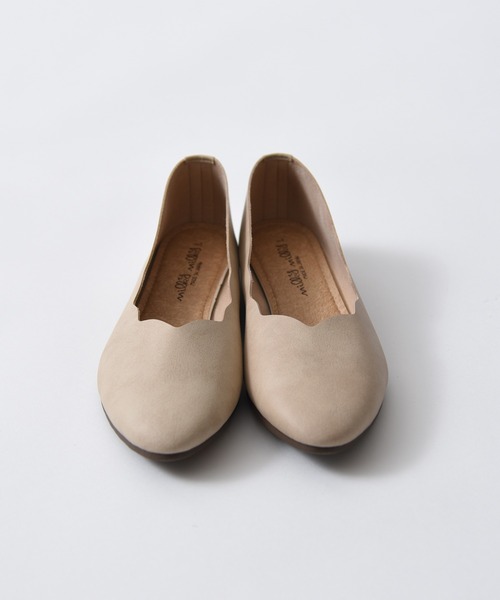 CALIFORNIA OUTFITTERS（カリフォルニア アウトフィッターズ）の「3-フラワーカット ローヒール パンプス 「柔らかくて、軽量で履きやすい日本製のパンプス」【Maison select -メゾンセレクト-cawaii shoes カワイイシューズコレクション】（パンプス・レディース・グレイッシュベージュ/グリーン/ベージュ/ブラック・M/L）」の14枚目の写真