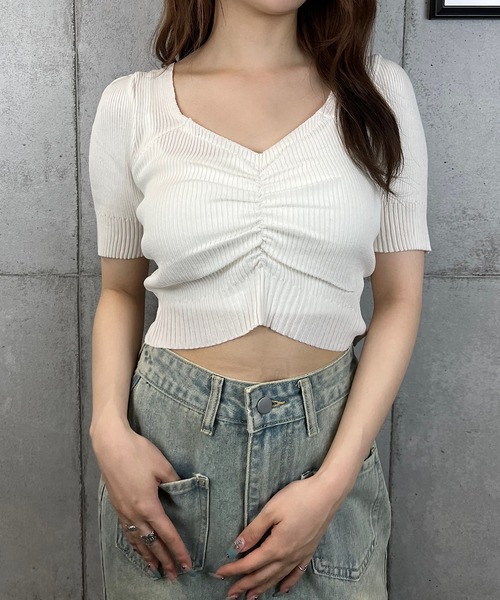 ROGER AND RAW(ロジャーアンドロウ)の「シャーリングクロップド半袖ニットトップス(Tシャツ/カットソー・レディース・ホワイト/ブラック/ラベンダー・FREE)」の14枚目の写真