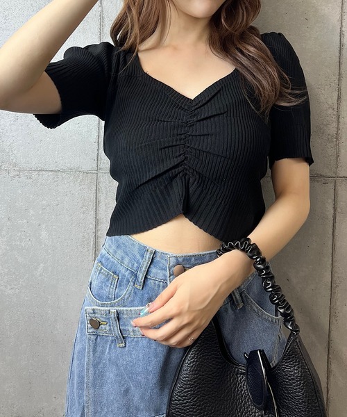 ROGER AND RAW(ロジャーアンドロウ)の「シャーリングクロップド半袖ニットトップス(Tシャツ/カットソー・レディース・ホワイト/ブラック/ラベンダー・FREE)」の19枚目の写真