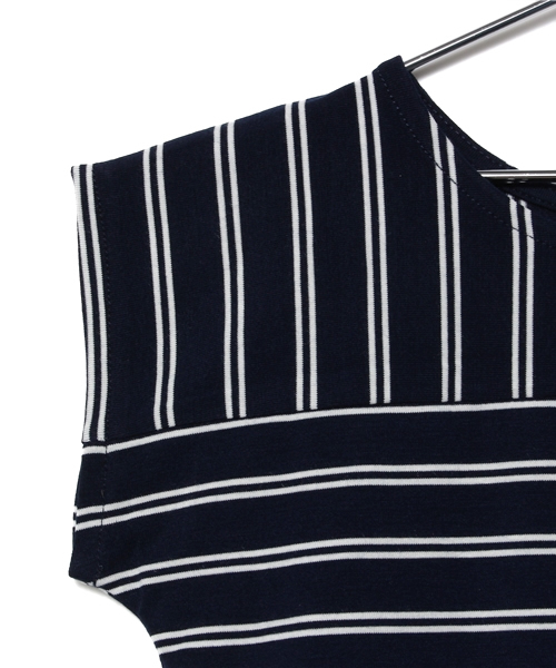 CIAOPANIC TYPY（チャオパニックティピー）の「KIDS バックレースボーダーTシャツ（Tシャツ/カットソー・キッズ・ネイビー/オフホワイト・105/125/115/135/95）」の8枚目の写真