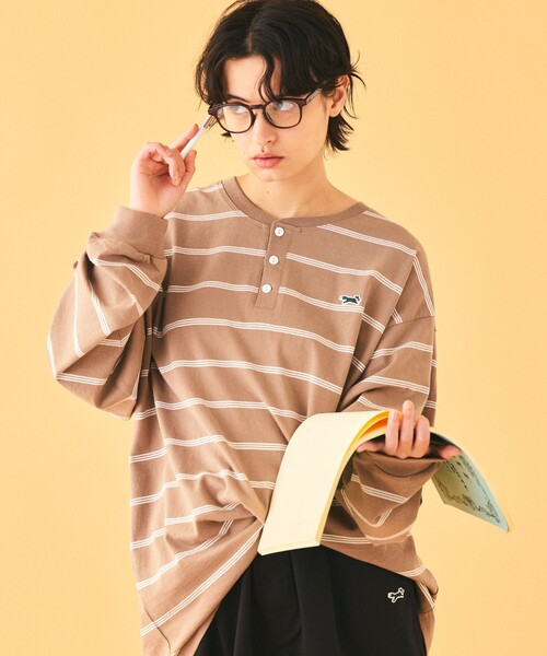 TOWNCRAFT（タウンクラフト）の「TOWN CRAFT/タウンクラフト 別注 スリーラインボーダーロングスリーブ ヘンリーネックTシャツ（Tシャツ/カットソー・メンズ・ホワイト×ブラック/ブラック×ホワイト/ベージュ系その他/ネイビー×ホワイト・LARGE/MEDIUM）」の3枚目の写真