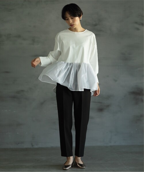 OPAQUE.CLIP（オペークドットクリップ）の「◆≪エマール検証済≫イージーテーパードパンツ/ネオサーモ【洗濯機洗い可/蓄熱素材/ストレッチ/イージーケア】（その他パンツ・レディース・ボルドー/ブラウン系その他/オフホワイト/ブラック・38/36/40/34/42）」の7枚目の写真