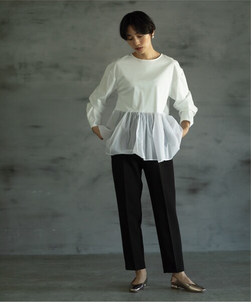 OPAQUE.CLIP（オペークドットクリップ）の「◆≪エマール検証済≫イージーテーパードパンツ/ネオサーモ【洗濯機洗い可/蓄熱素材/ストレッチ/イージーケア】（その他パンツ・レディース・ボルドー/ブラウン系その他/オフホワイト/ブラック・38/36/40/34/42）」の8枚目の写真